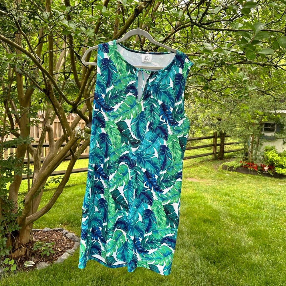 NWOT BEAUTIFULLY COLORED DRESS!